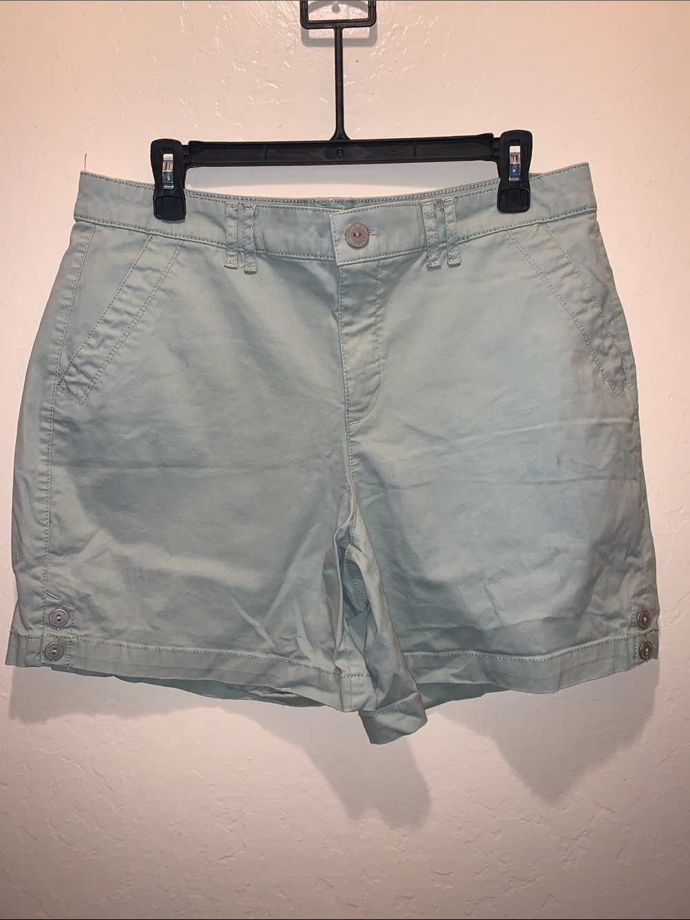 Gloria Vanderbilt Light Mint Green Shorts - Picture 4 of 12